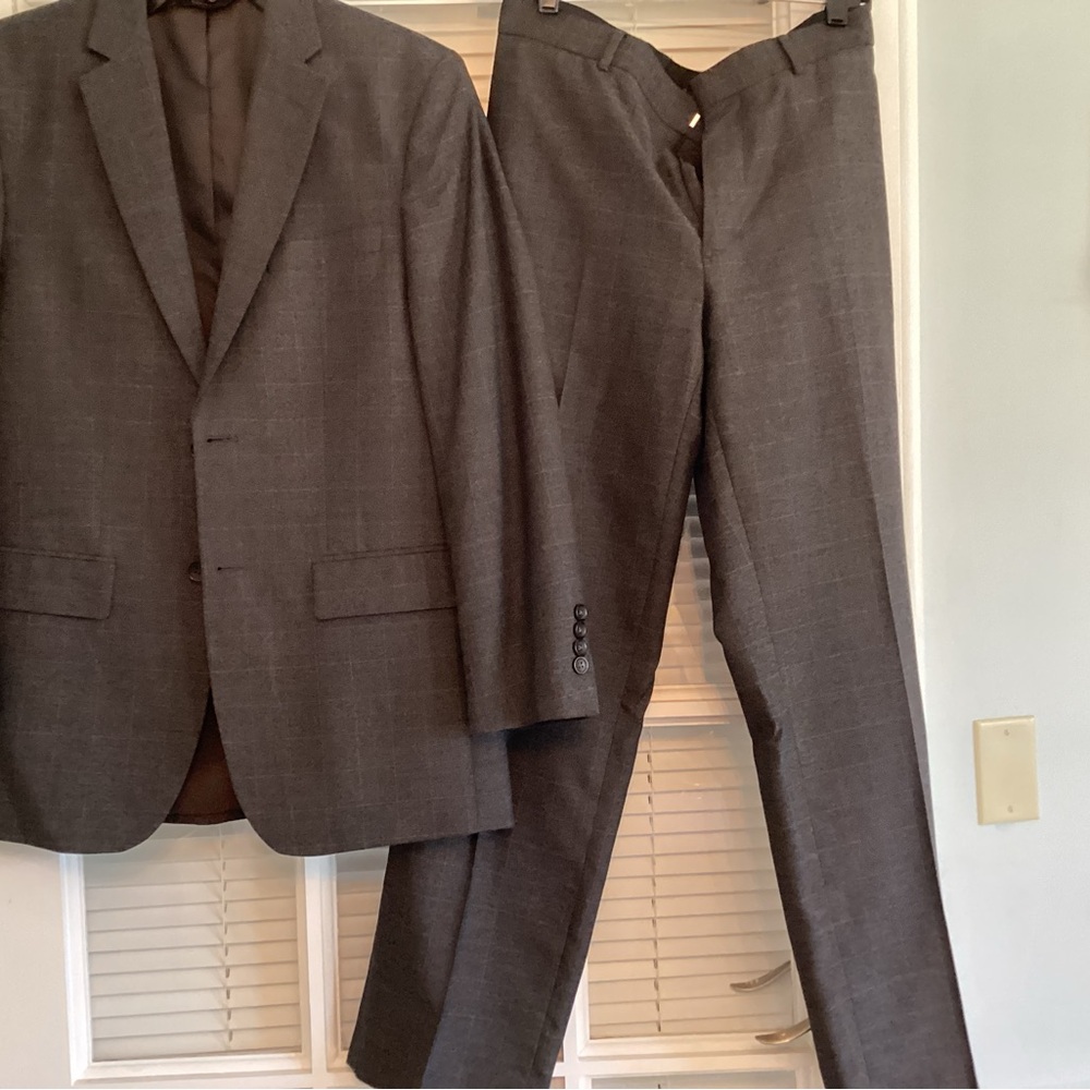 Banana Republic Men's Dark Charcoal Suit Jacket & Trousers
